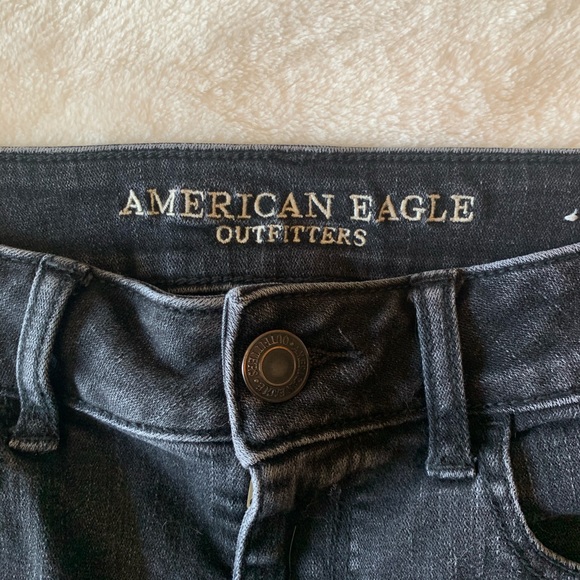 American Eagle Black Hi Rise Shortie - Picture 4 of 8